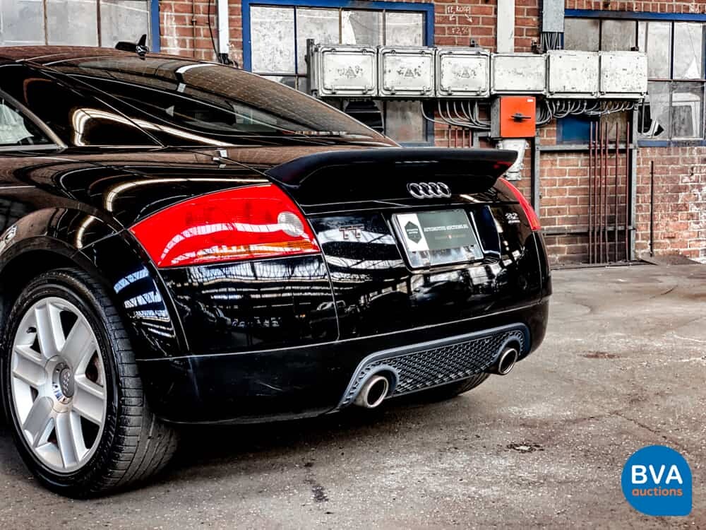 Audi TT Coupé 3.2 V6 quattro Advance 2006 250pk