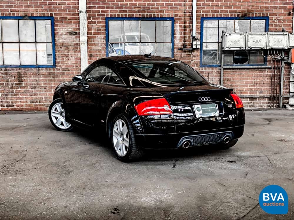 Audi TT Coupé 3.2 V6 quattro Advance 2006 250pk