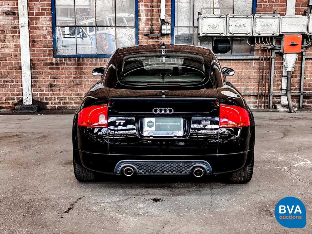 Audi TT Coupé 3.2 V6 quattro Advance 2006 250pk