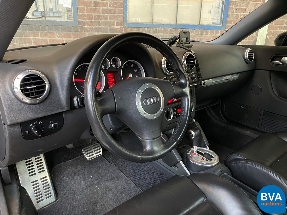Audi TT Coupé 3.2 V6 quattro Advance 2006 250pk