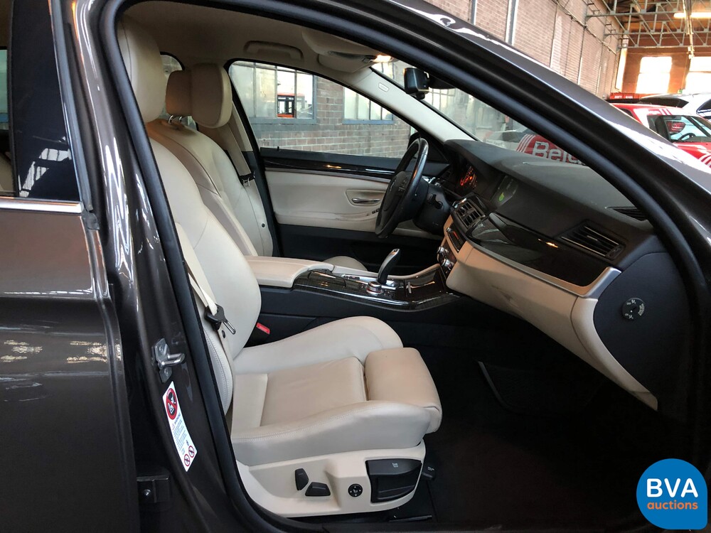 BMW 530d High Executive 5-serie Touring 245pk 2010, 15-ZTD-5