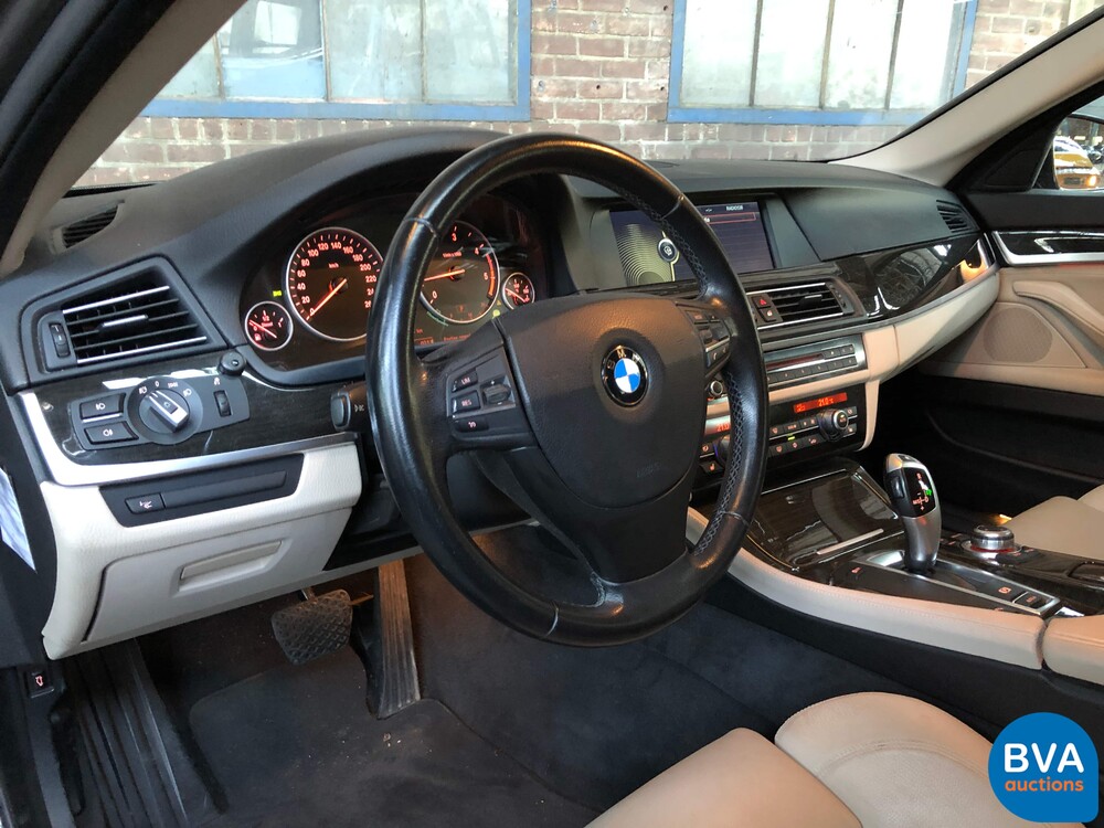 BMW 530d High Executive 5-serie Touring 245pk 2010, 15-ZTD-5