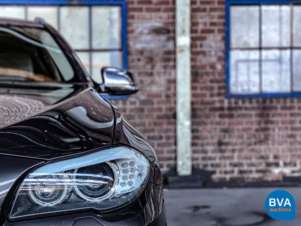 BMW 530d High Executive 5-serie Touring 245pk 2010, 15-ZTD-5