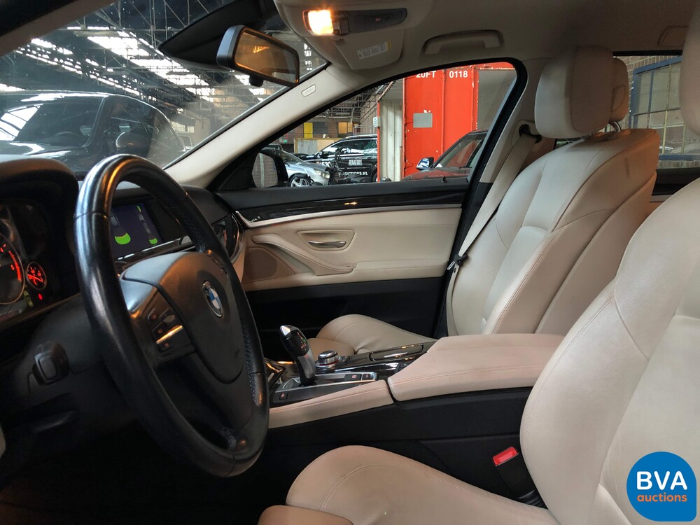 BMW 530d High Executive 5-serie Touring 245pk 2010, 15-ZTD-5