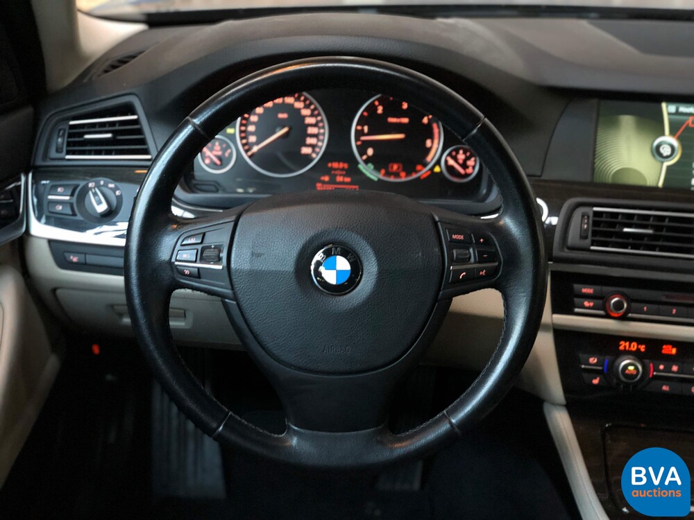 BMW 530d High Executive 5-serie Touring 245pk 2010, 15-ZTD-5
