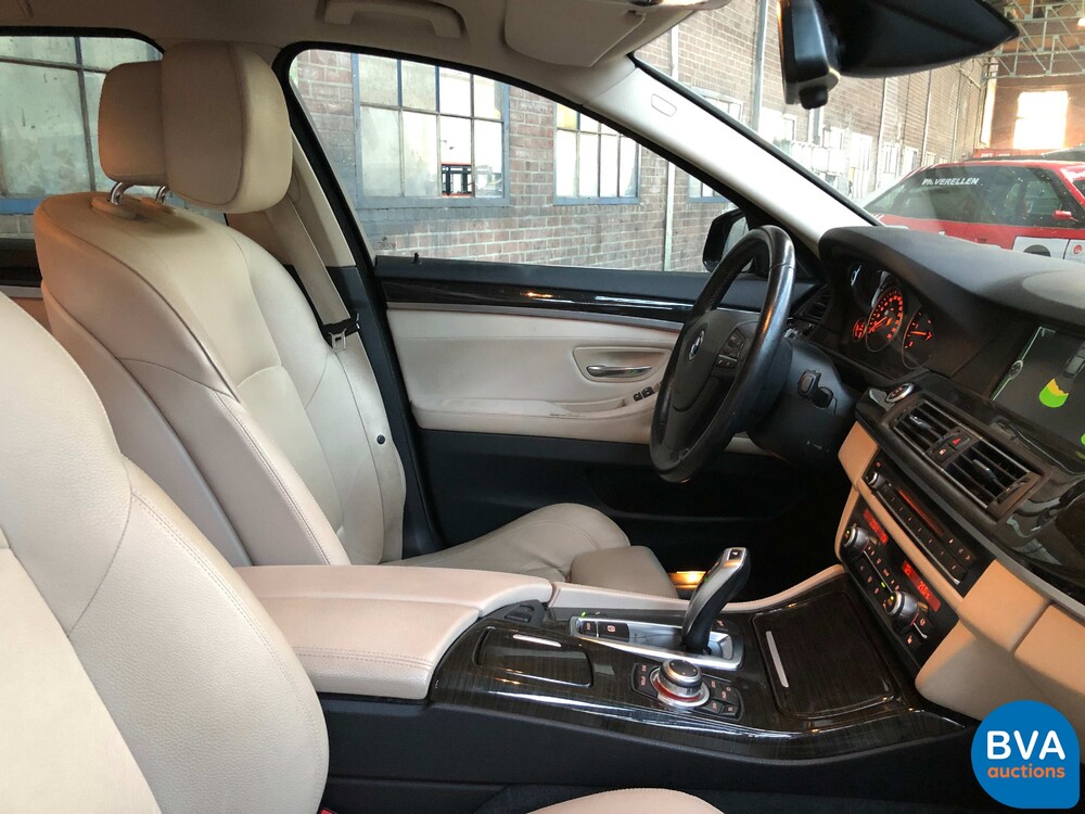 BMW 530d High Executive 5-serie Touring 245pk 2010, 15-ZTD-5