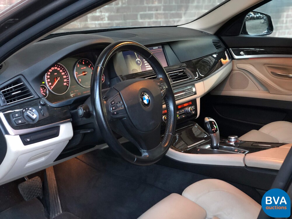 BMW 530d High Executive 5-serie Touring 245pk 2010, 15-ZTD-5