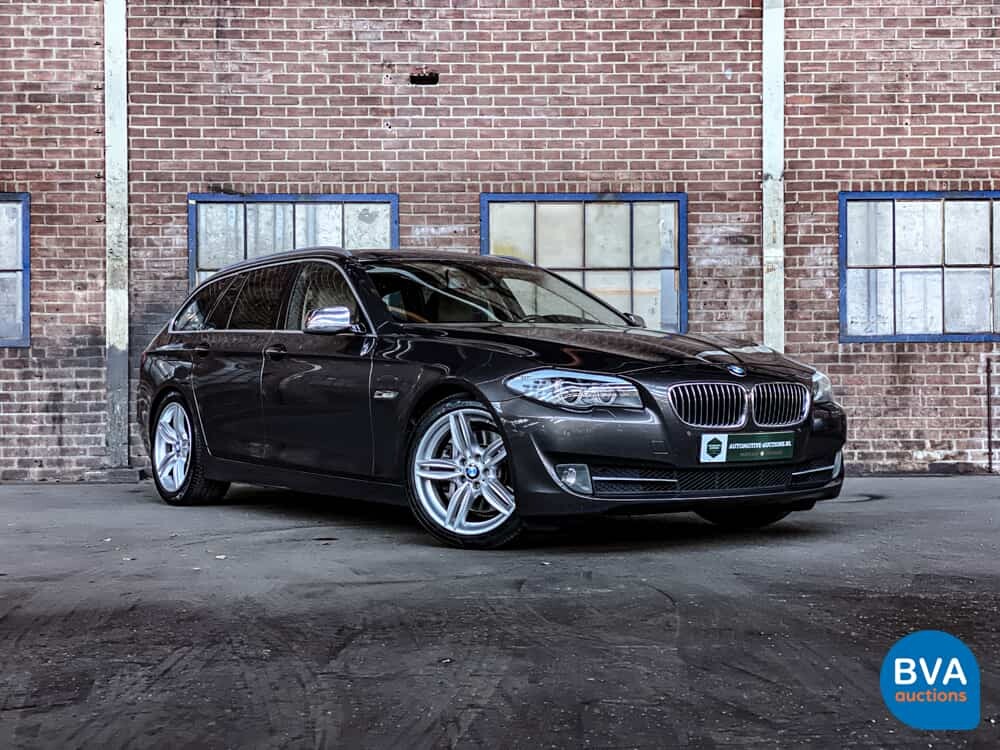 BMW 530d High Executive 5-serie Touring 245pk 2010, 15-ZTD-5