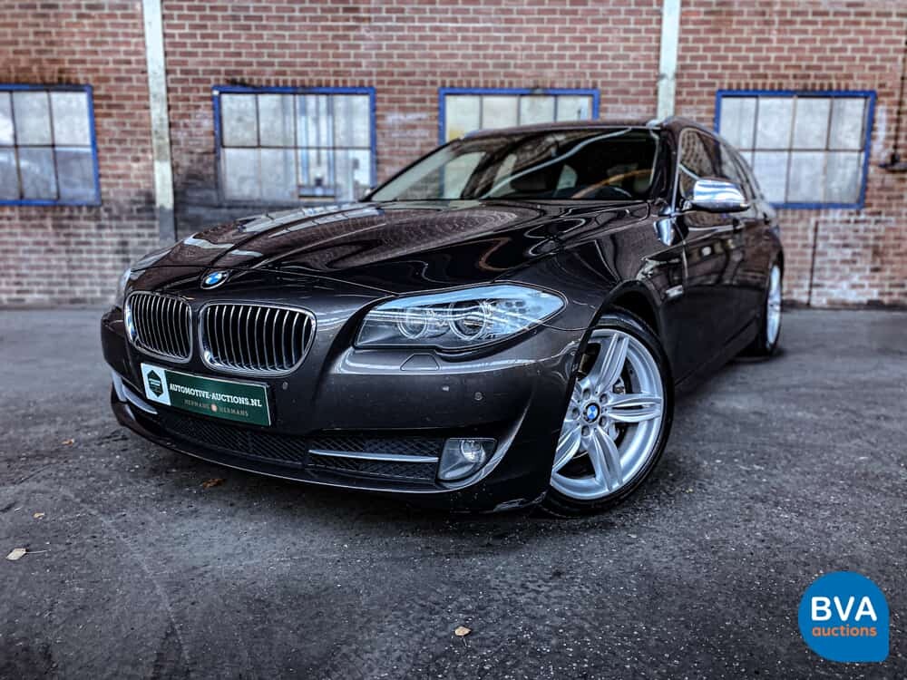 BMW 530d High Executive 5-serie Touring 245pk 2010, 15-ZTD-5