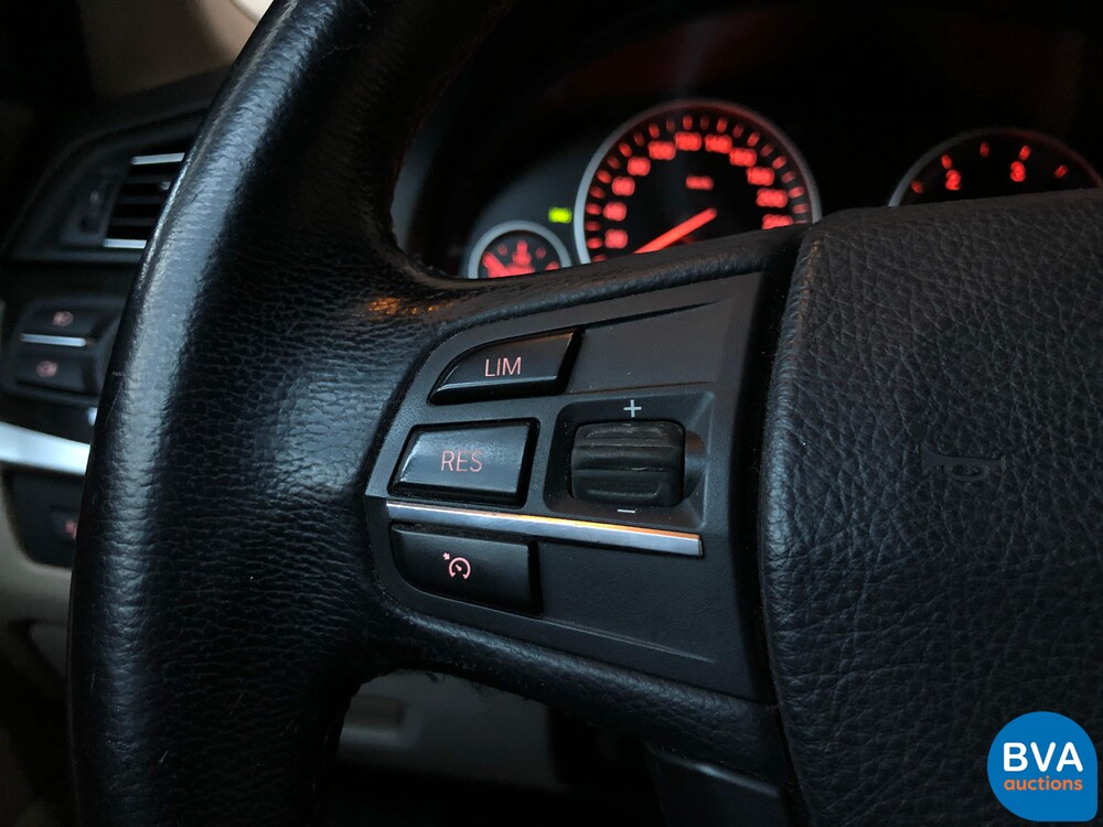 BMW 530d High Executive 5-serie Touring 245pk 2010, 15-ZTD-5