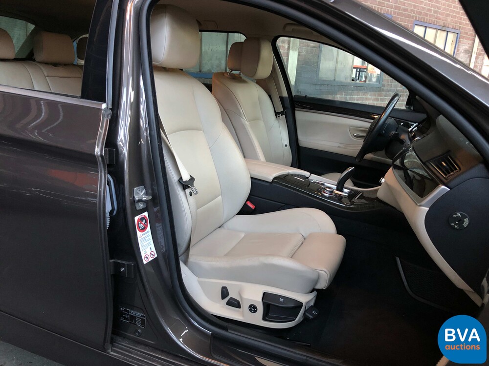 BMW 530d High Executive 5-serie Touring 245pk 2010, 15-ZTD-5