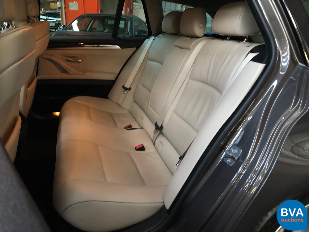 BMW 530d High Executive 5-serie Touring 245pk 2010, 15-ZTD-5