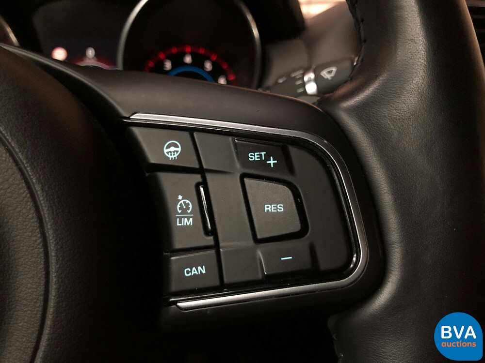 Jaguar XE 25t 241hp Portfolio R-Sport 2016, XJ-055-X.