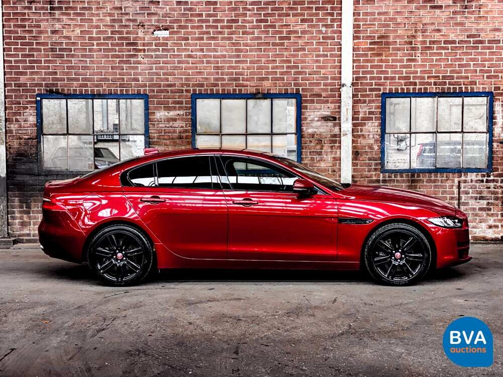 Jaguar XE 25t 241hp Portfolio R-Sport 2016, XJ-055-X.