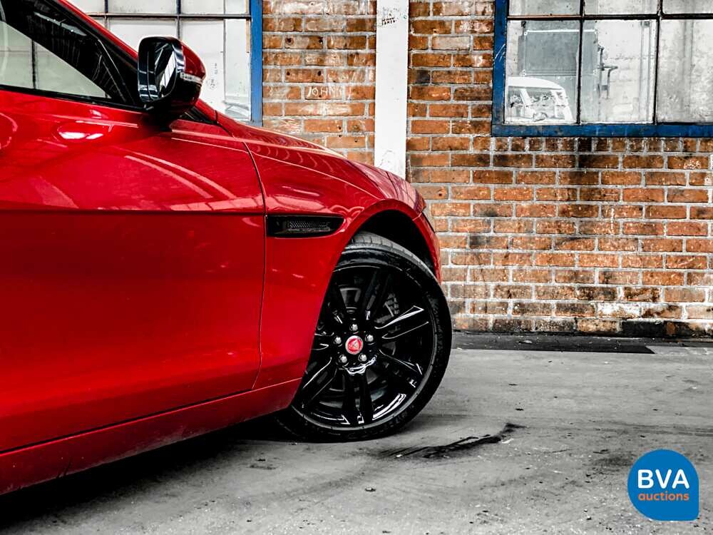 Jaguar XE 25t 241hp Portfolio R-Sport 2016, XJ-055-X.