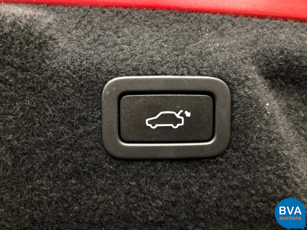 Jaguar XE 25t 241hp Portfolio R-Sport 2016, XJ-055-X.