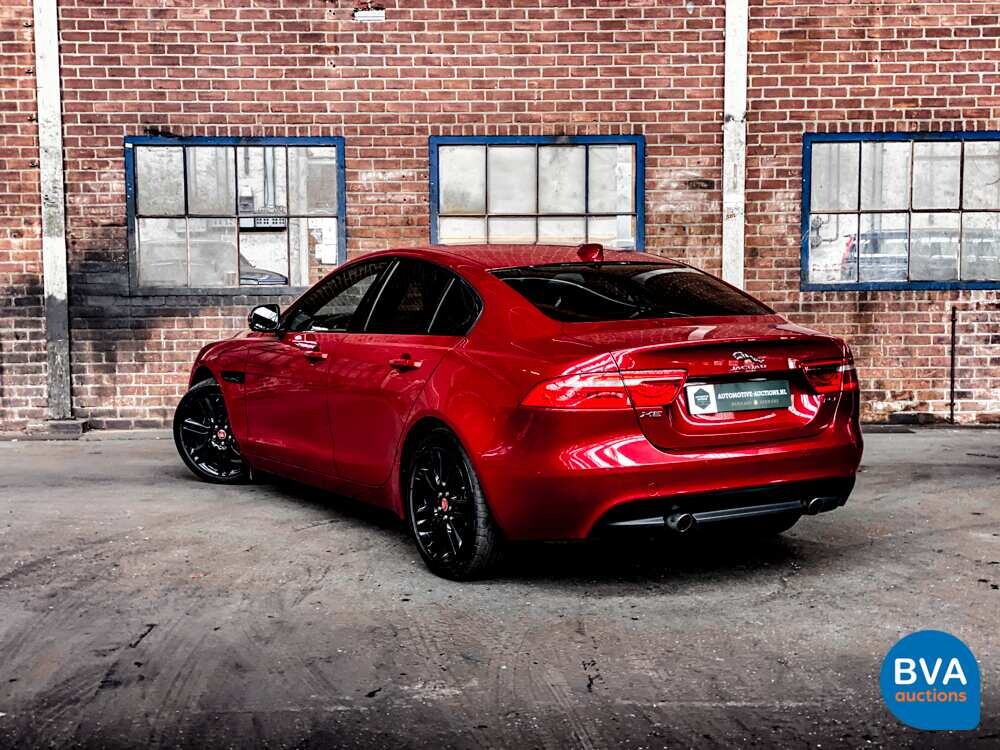 Jaguar XE 25t 241hp Portfolio R-Sport 2016, XJ-055-X.