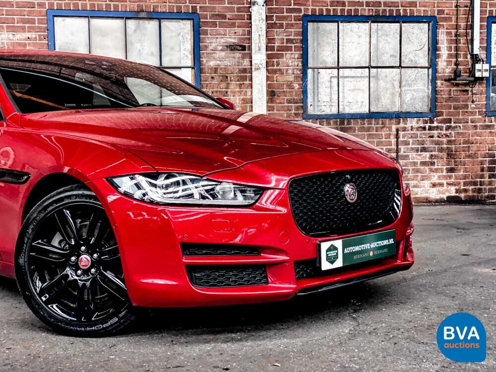 Jaguar XE 25t 241hp Portfolio R-Sport 2016, XJ-055-X.