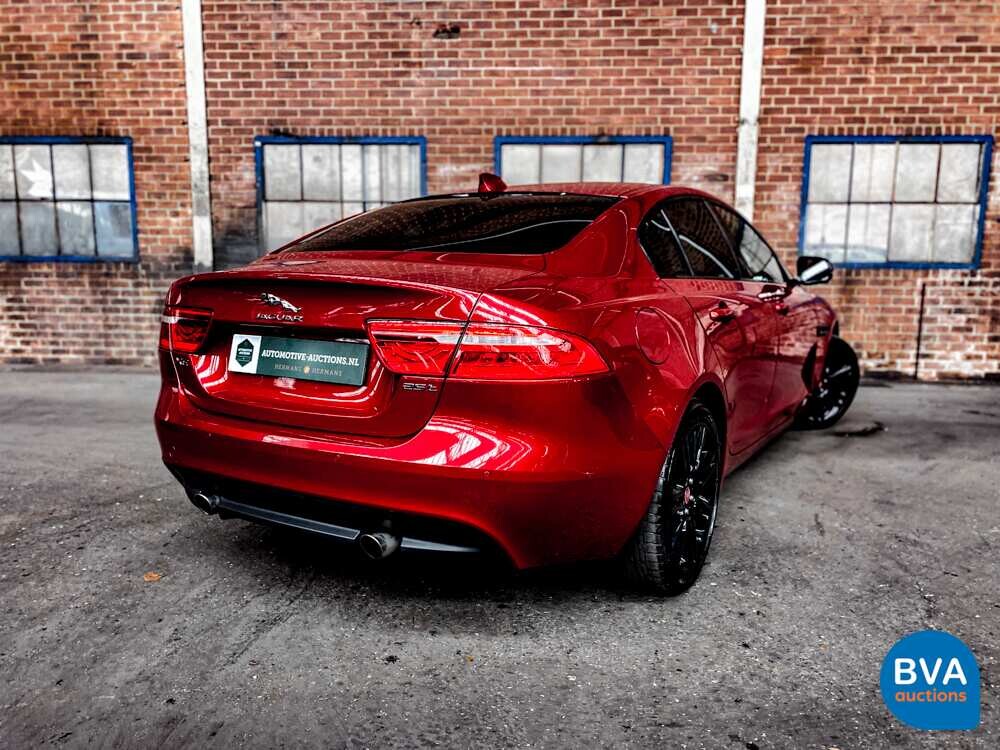 Jaguar XE 25t 241hp Portfolio R-Sport 2016, XJ-055-X.