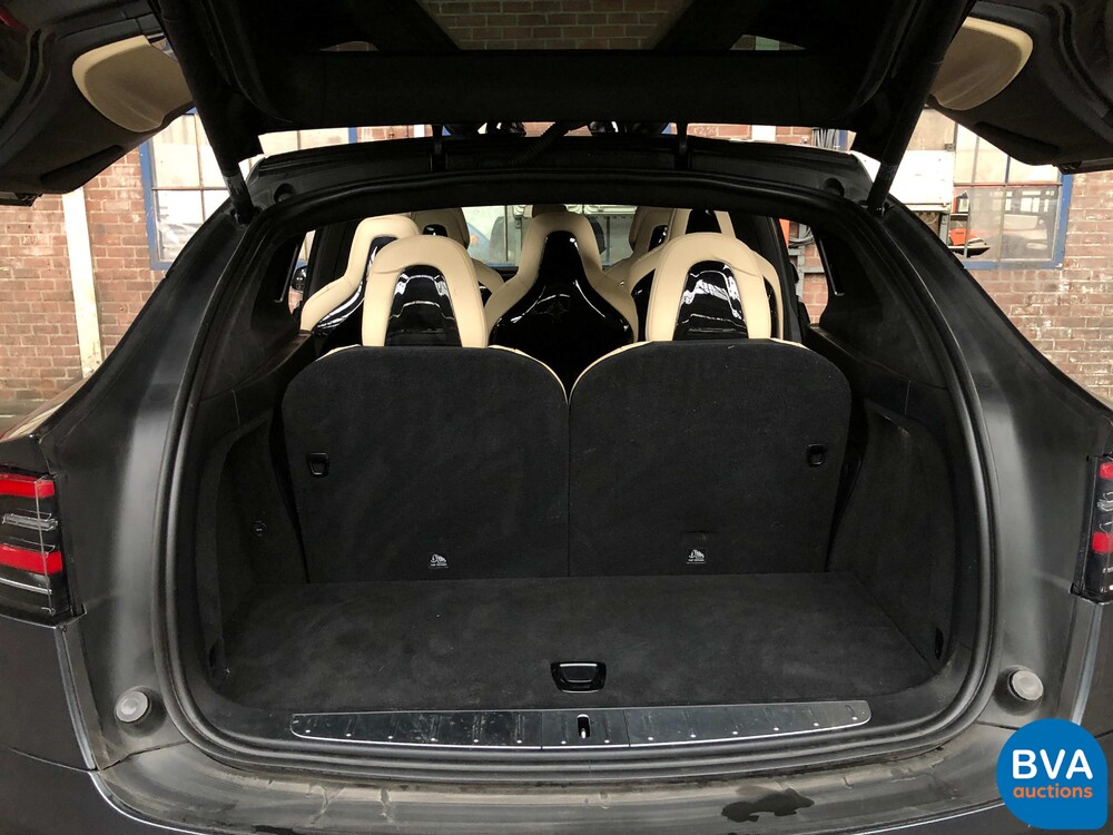 Tesla Model X 90D Autopilot 7-Personen 2016 428PK, KH-717-D.