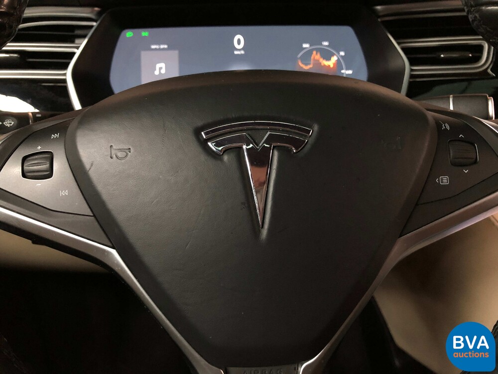 Tesla Model X 90D Autopilot 7-Personen 2016 428PK, KH-717-D.