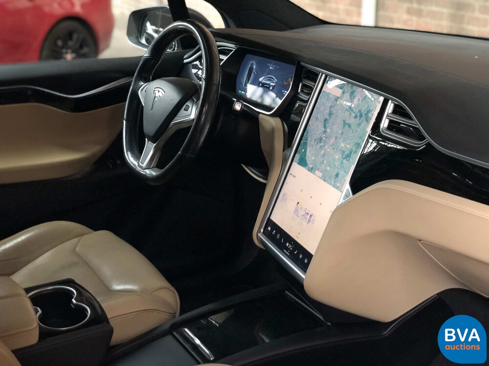 Tesla Model X 90D Autopilot 7-Personen 2016 428PK, KH-717-D.