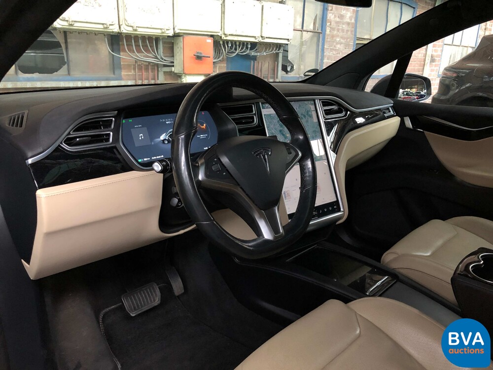 Tesla Model X 90D Autopilot 7-Personen 2016 428PK, KH-717-D.