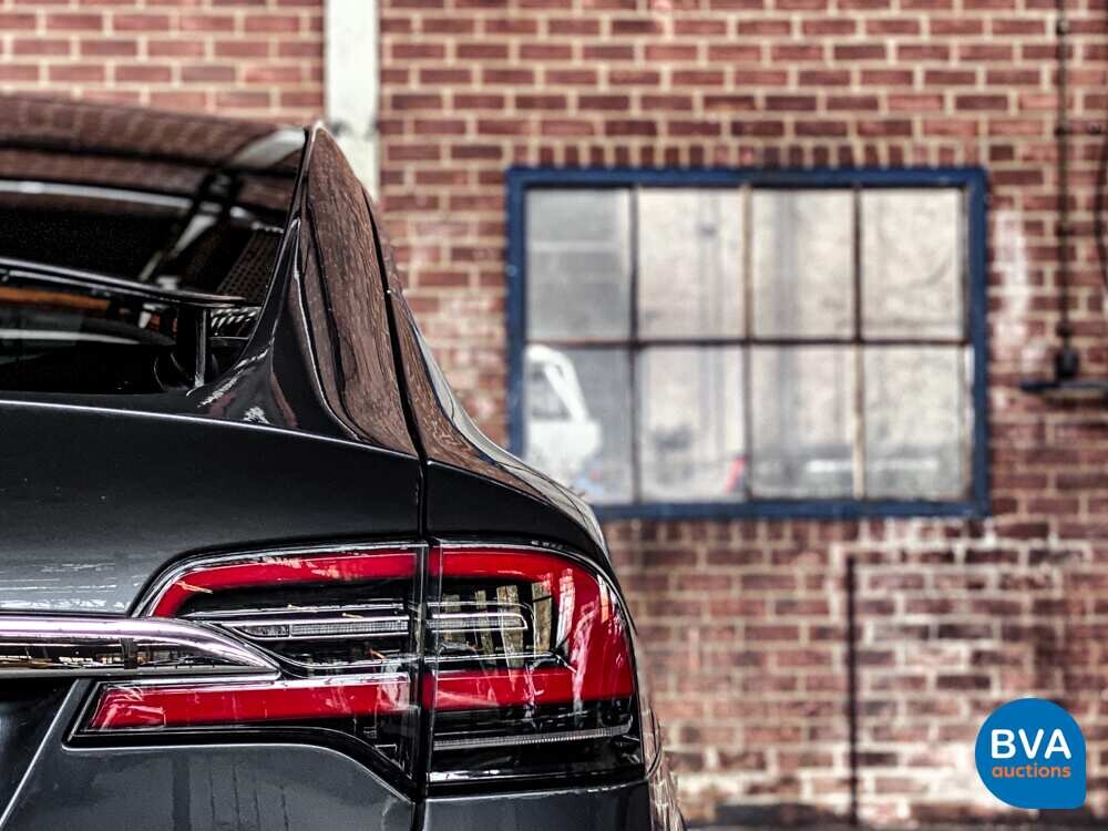 Tesla Model X 90D Autopilot 7-Personen 2016 428PK, KH-717-D.
