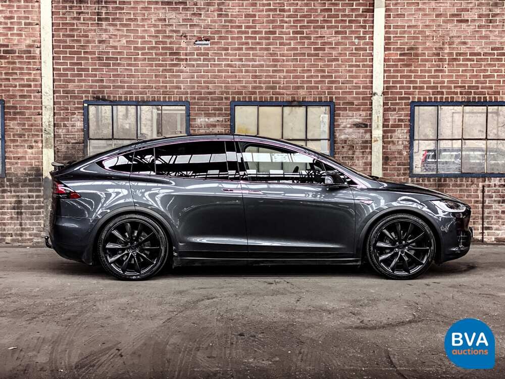 Tesla Model X 90D Autopilot 7-Personen 2016 428PK, KH-717-D.