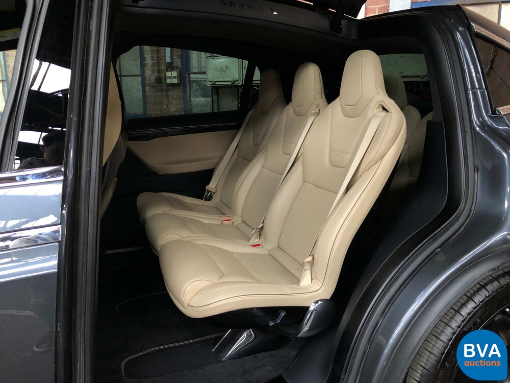 Tesla Model X 90D Autopilot 7-Personen 2016 428PK, KH-717-D.