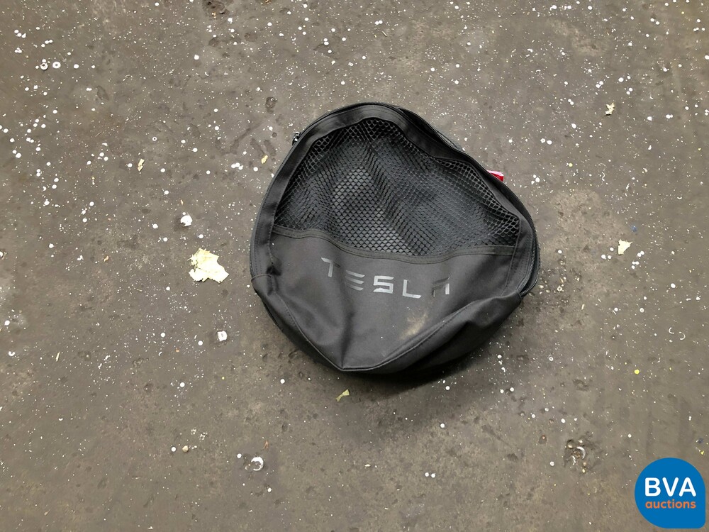 Tesla Model X 90D Autopilot 7-Personen 2016 428PK, KH-717-D.