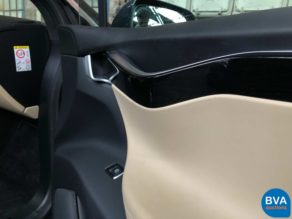 Tesla Model X 90D Autopilot 7-Personen 2016 428PK, KH-717-D.
