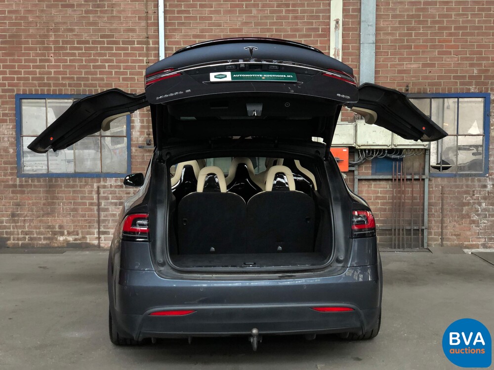 Tesla Model X 90D Autopilot 7-Personen 2016 428PK, KH-717-D.