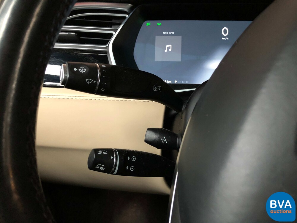 Tesla Model X 90D Autopilot 7-Personen 2016 428PK, KH-717-D.