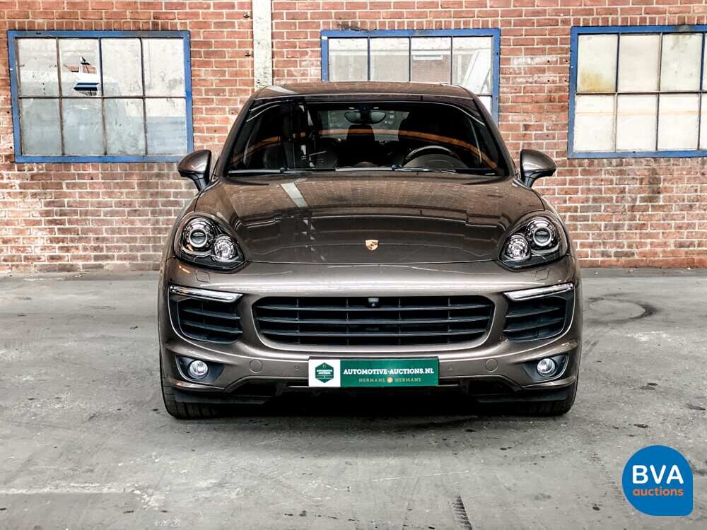 Porsche Cayenne S GTS E-Hybrid Plug-In Hybride 416pk 2015 -Org NL-, GX-350-J