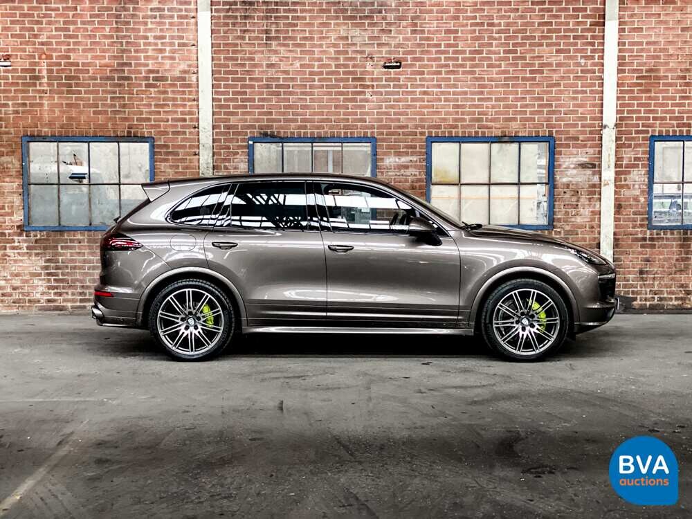 Porsche Cayenne S GTS E-Hybrid Plug-In Hybride 416pk 2015 -Org NL-, GX-350-J