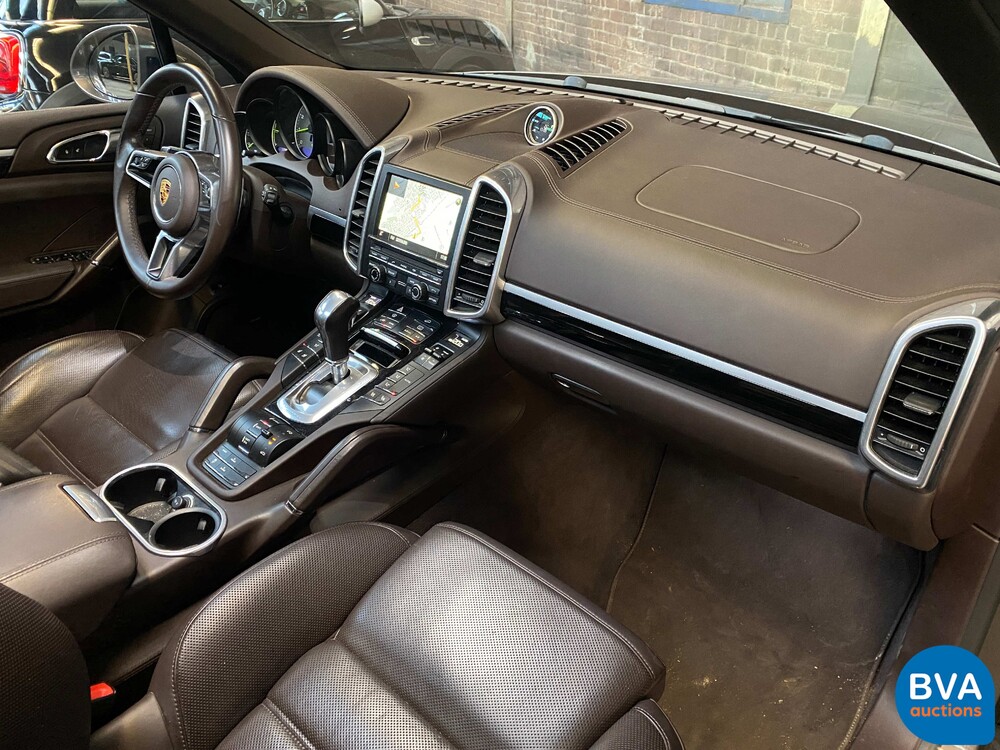 Porsche Cayenne S GTS E-Hybrid Plug-In Hybride 416pk 2015 -Org NL-, GX-350-J