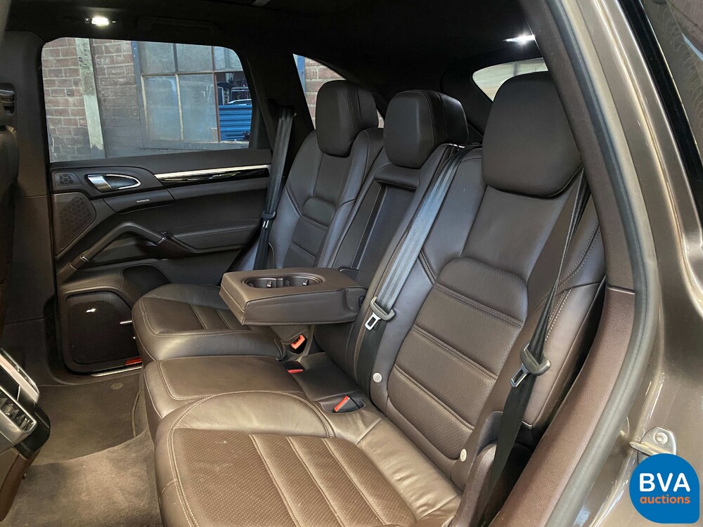 Porsche Cayenne S GTS E-Hybrid Plug-In Hybride 416pk 2015 -Org NL-, GX-350-J