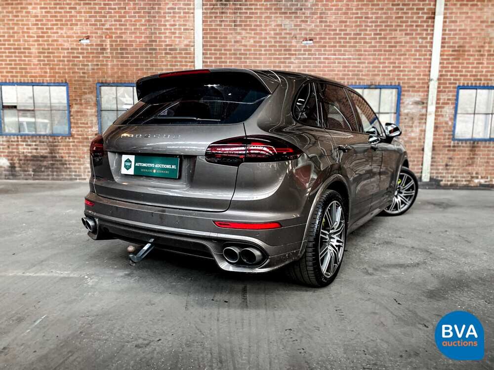 Porsche Cayenne S GTS E-Hybrid Plug-In Hybride 416pk 2015 -Org NL-, GX-350-J