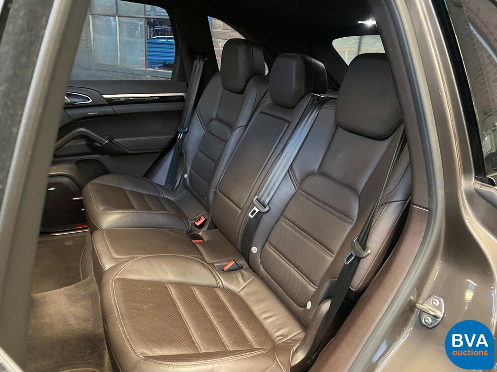 Porsche Cayenne S GTS E-Hybrid Plug-In Hybride 416pk 2015 -Org NL-, GX-350-J