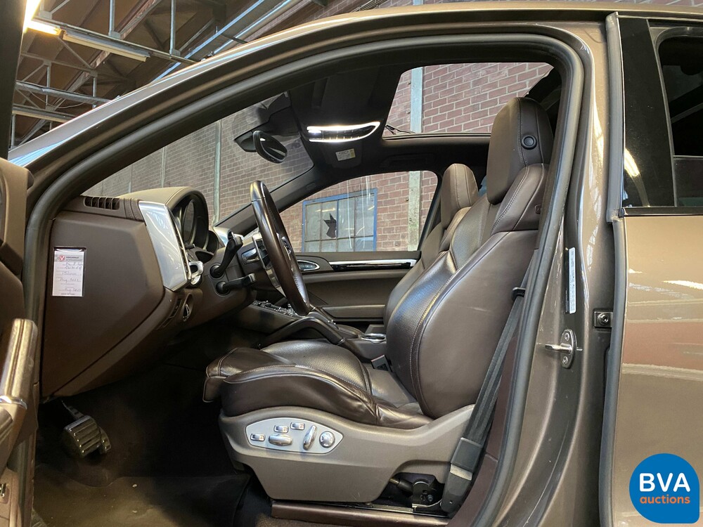 Porsche Cayenne S GTS E-Hybrid Plug-In Hybride 416pk 2015 -Org NL-, GX-350-J