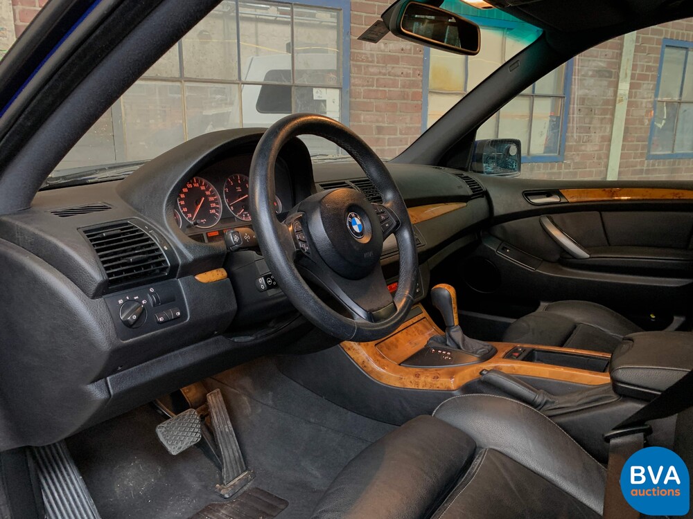 BMW X5 4.4 V8 High Executive 320pk 2006