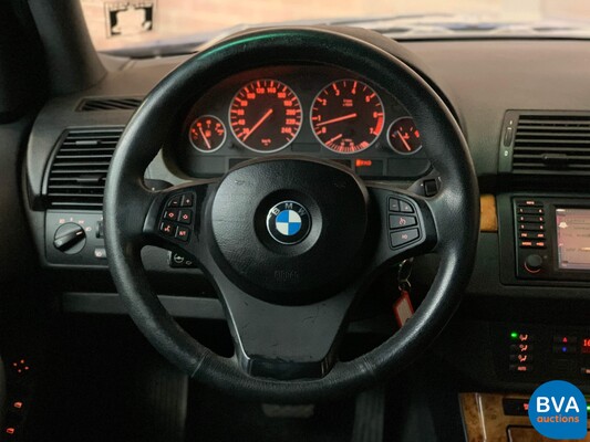 BMW X5 4.4 V8 High Executive 320hp 2006.