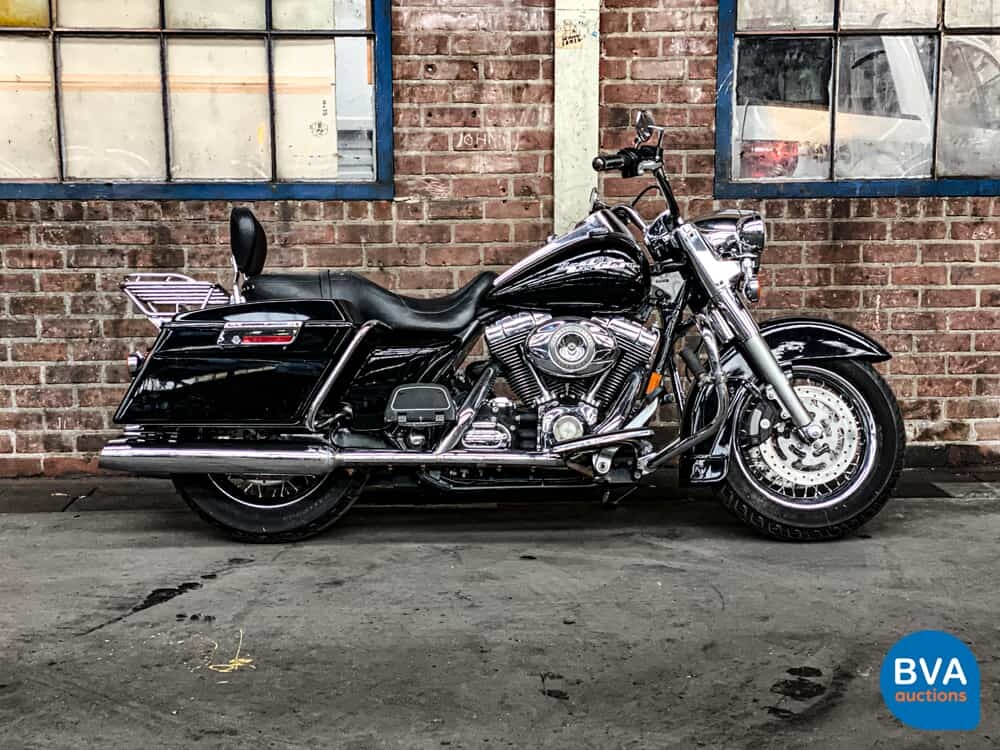 Harley Davidson FLHR Roadking Cruiser 66pk 2008