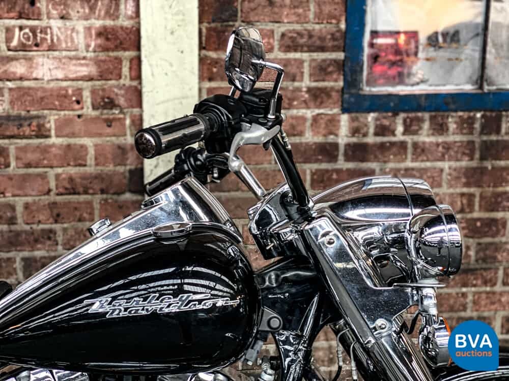 Harley Davidson FLHR Roadking Cruiser 66pk 2008