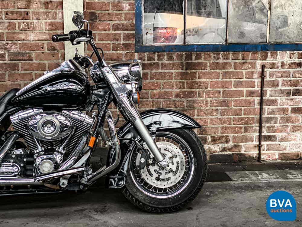 Harley Davidson FLHR Roadking Cruiser 66pk 2008