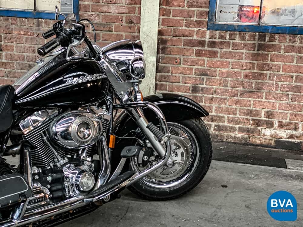 Harley Davidson FLHR Roadking Cruiser 66pk 2008