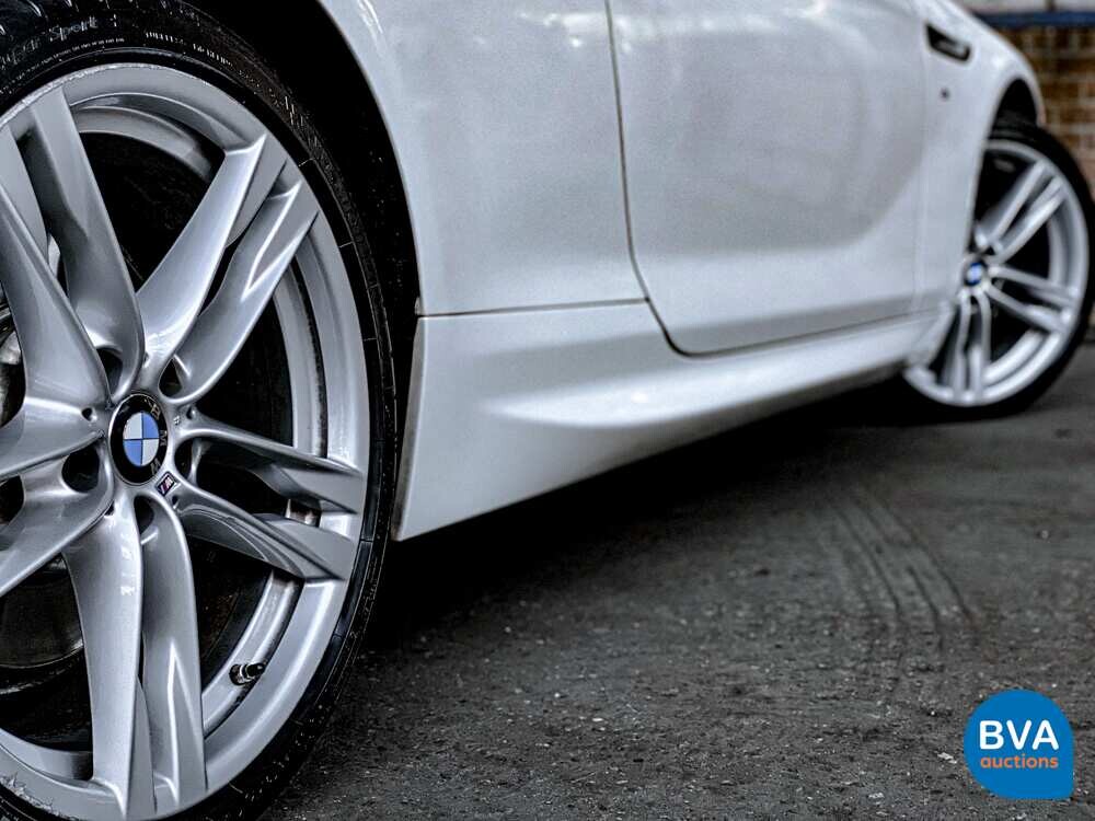 BMW 640i xDrive M-Sport Cabriolet Individual 6-series 320pk 2014 F12, PB-567-B.