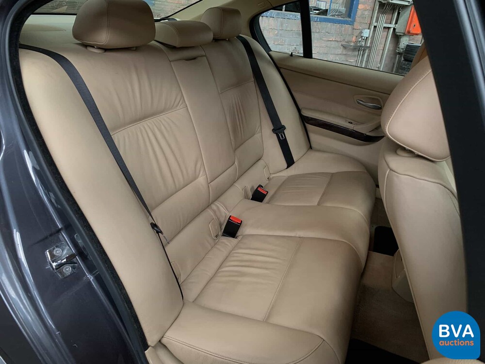 BMW 320i 3-serie Dynamic Executive 150pk 2005 -Origineel NL-, 72-RK-ZG