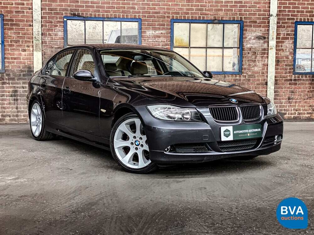 BMW 320i 3-serie Dynamic Executive 150pk 2005 -Origineel NL-, 72-RK-ZG